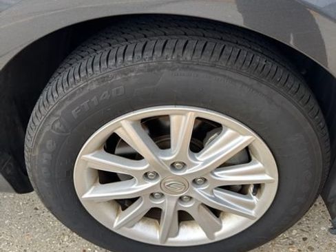 Used 2012 Toyota Camry LE FWD image 13