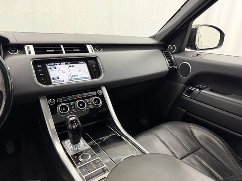 Used 2014 Land Rover Range Rover Sport HSE AWD/4WD image 17
