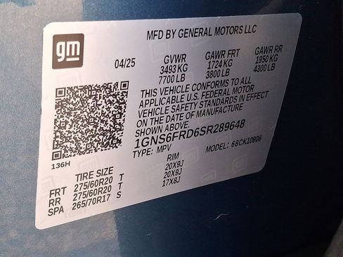 Used 2025 Chevrolet Suburban Premier image 28