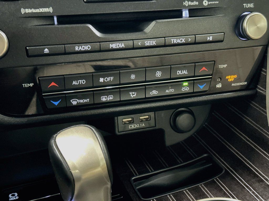 Used 2021 Lexus RX 350 AWD w/ Luxury Package image 18