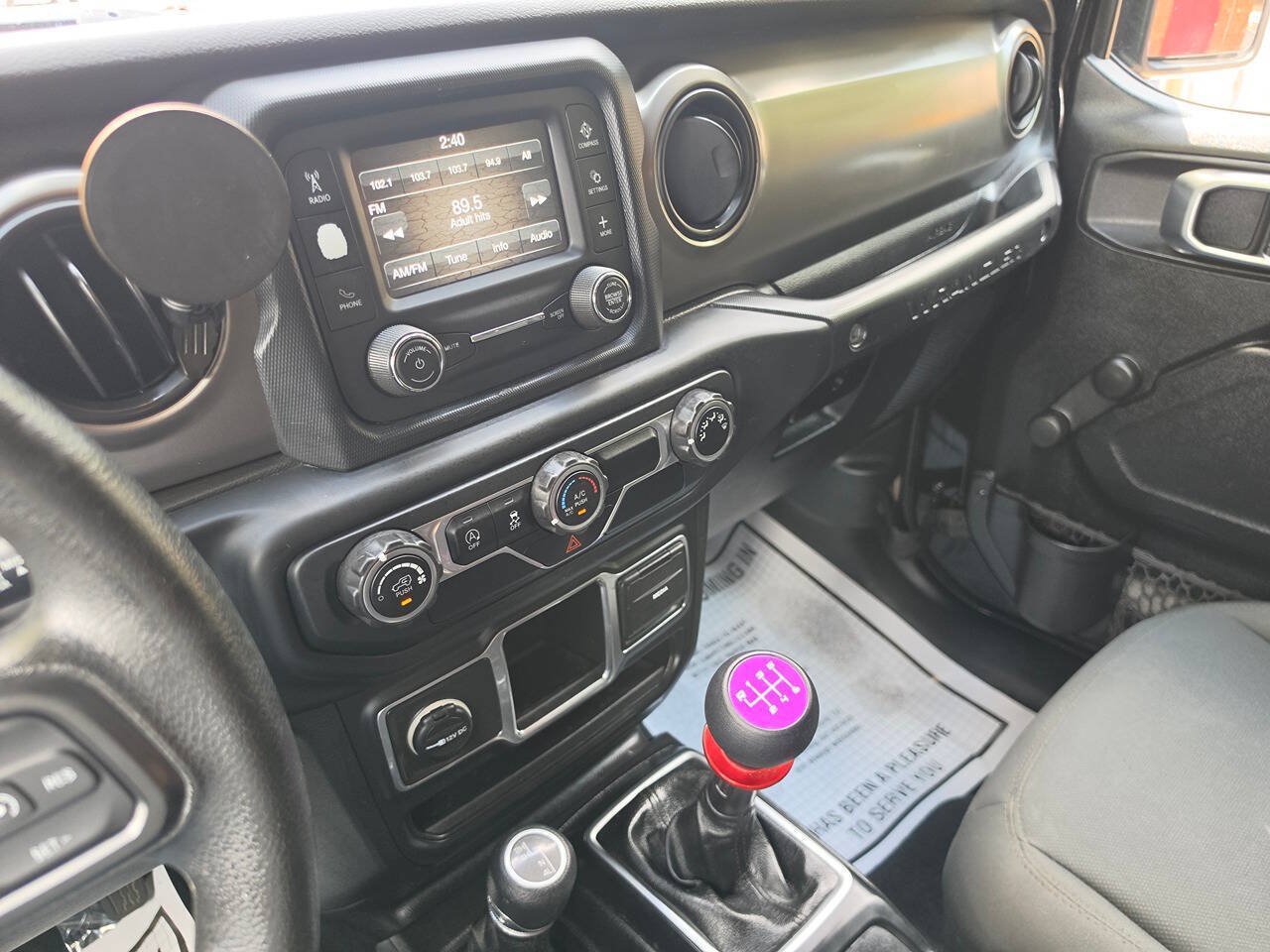 Used 2018 Jeep Wrangler Unlimited Sport AWD/4WD image 13