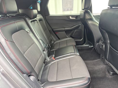 Used 2024 Ford Escape ST-Line FWD image 13