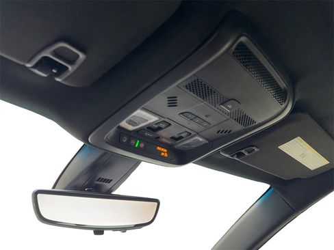 Used 2021 Cadillac XT5 Premium Luxury image 69