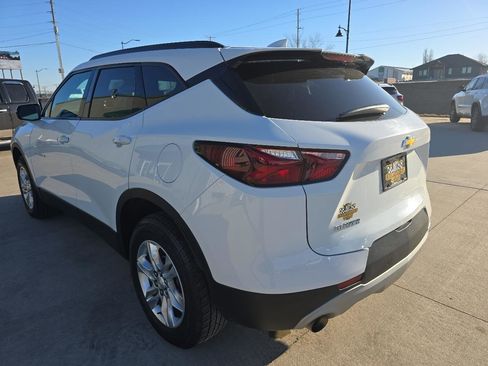 Used 2022 Chevrolet Blazer LT image 3
