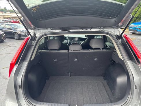 Used 2026 Kia Niro LX FWD image 25