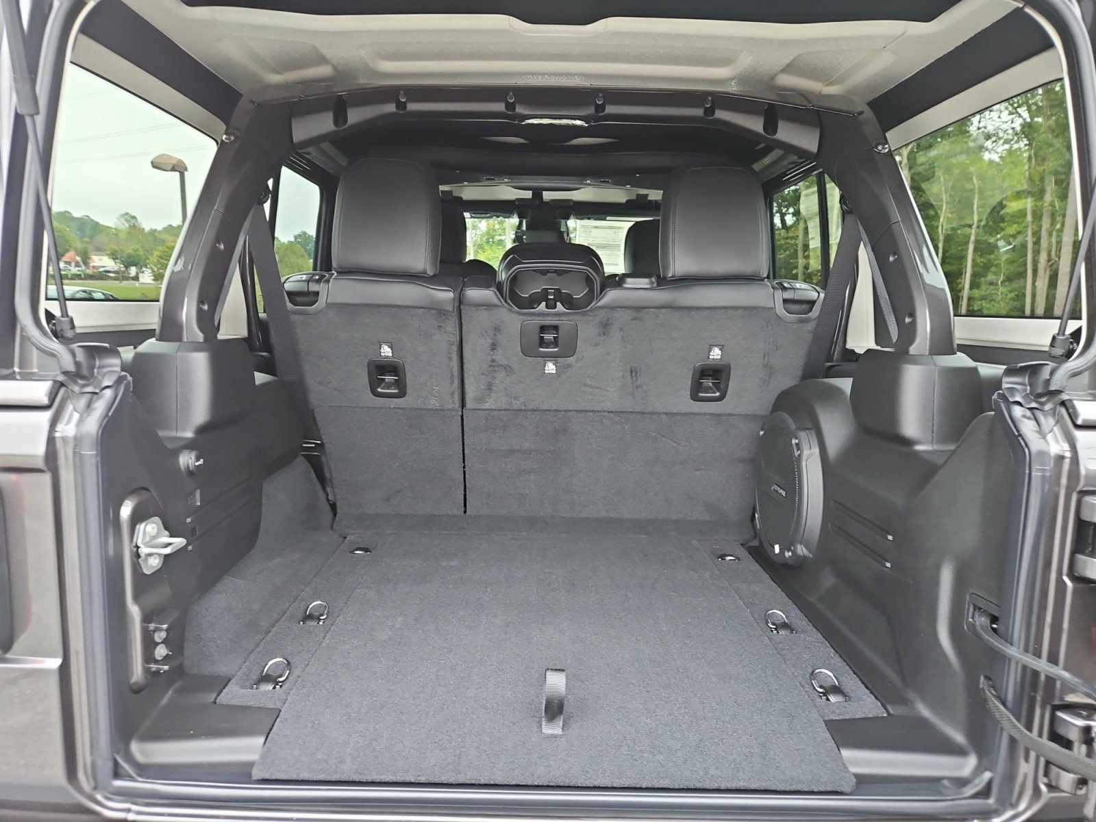New 2027 Jeep Wrangler Unlimited Sahara AWD/4WD image 19