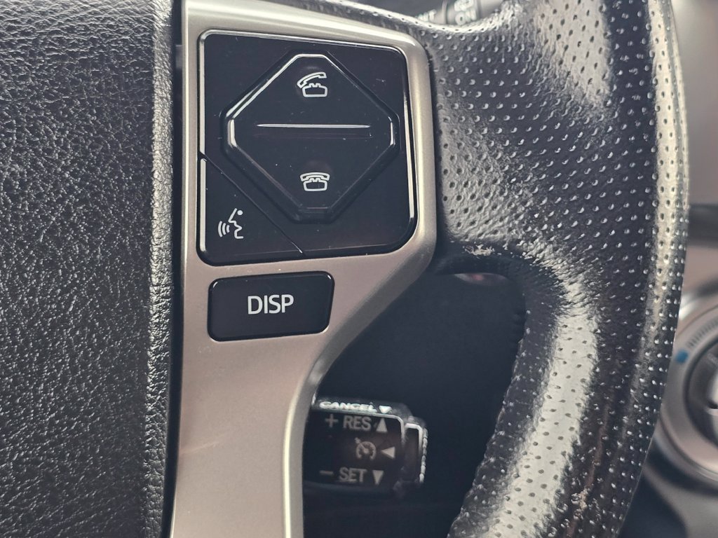 Used 2014 Toyota 4Runner Limited AWD/4WD image 34