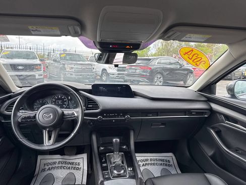 Used 2024 MAZDA MAZDA3 s FWD image 10
