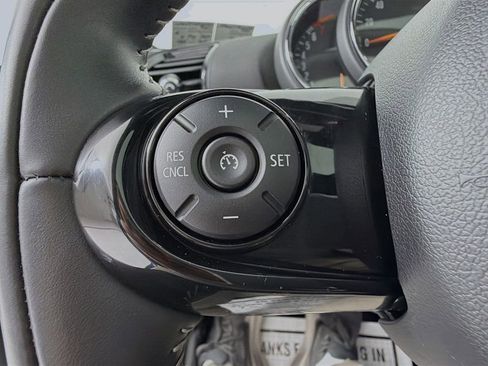 Used 2019 MINI Cooper Clubman S w/ Starlight Blue Edition image 11