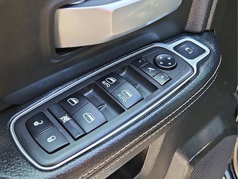 Used 2021 RAM 2500 Lone Star w/ Towing Technology Group image 11