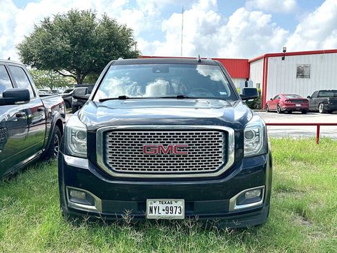 Used 2016 GMC Yukon XL Denali w/ Open Road Package AWD/4WD image 2