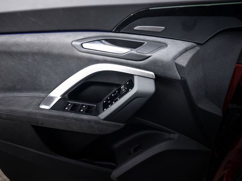 Certified 2025 Audi SQ5 Premium Plus w/ Premium Plus Package image 14