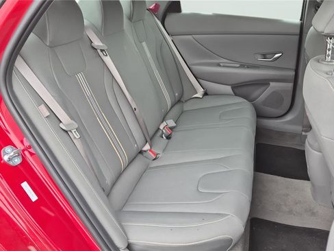 Used 2026 Hyundai Elantra Sport image 17