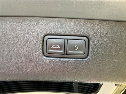 Used 2024 Genesis GV80 2.5T AWD/4WD image 40