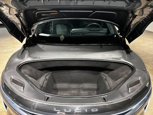 Used 2024 Lucid Air Pure image 4