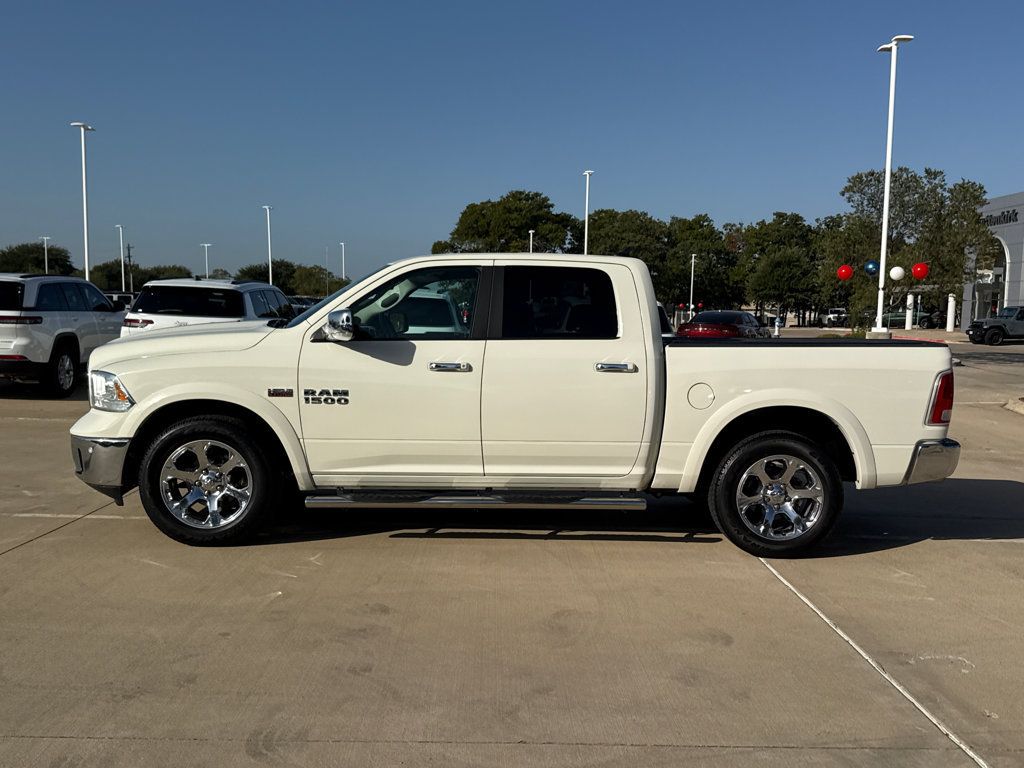 Used 2017 RAM 1500 Laramie w/ Convenience Group AWD/4WD image 6