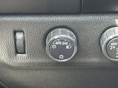 Used 2019 Chevrolet Colorado ZR2 AWD/4WD image 23