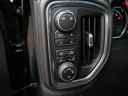 Used 2019 Chevrolet Silverado 1500 LT Trail Boss w/ Convenience Package AWD/4WD image 23
