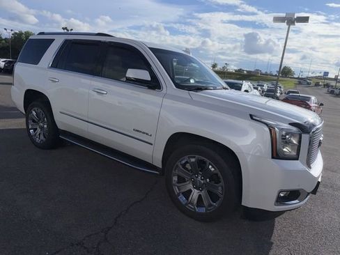 Used 2016 GMC Yukon Denali w/ Open Road Package AWD/4WD image 7