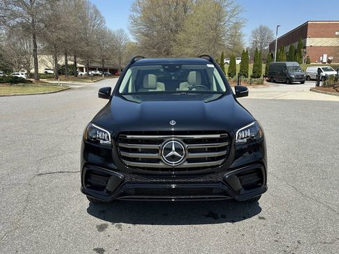 New 2026 Mercedes-Benz GLS 450 4MATIC image 3