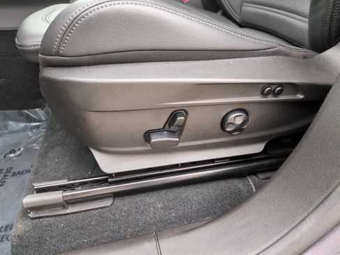 Used 2024 Alfa Romeo Stelvio Veloce image 22