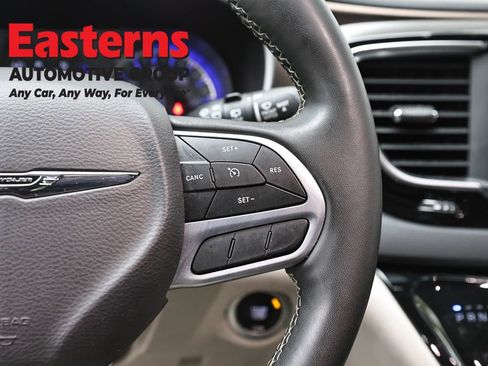 Used 2024 Chrysler Voyager LX FWD image 16