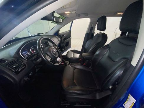 Used 2018 Jeep Compass Limited AWD/4WD image 24