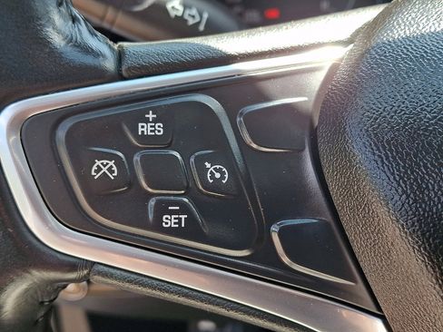 Used 2018 Chevrolet Equinox LT w/ Sun & Infotainment Package AWD/4WD image 22