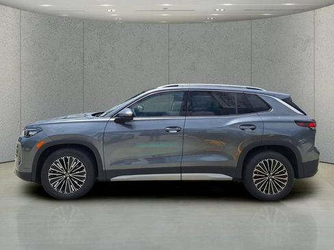 New 2026 Volkswagen Tiguan S FWD image 2