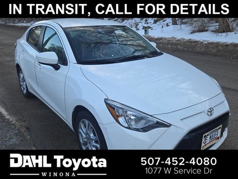 Used 2017 Toyota Yaris iA image 1