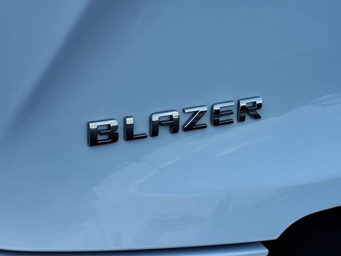 Used 2021 Chevrolet Blazer LT FWD image 31
