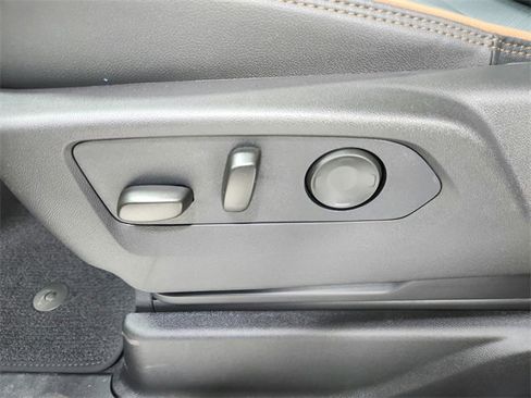 New 2026 GMC Yukon AT4 image 20