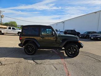 Used 2021 Jeep Wrangler Sport video 4