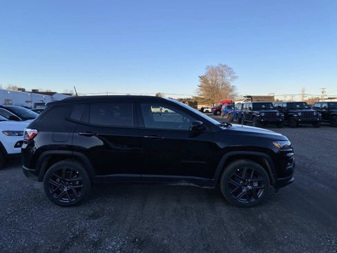 New 2026 Jeep Compass Limited image 1