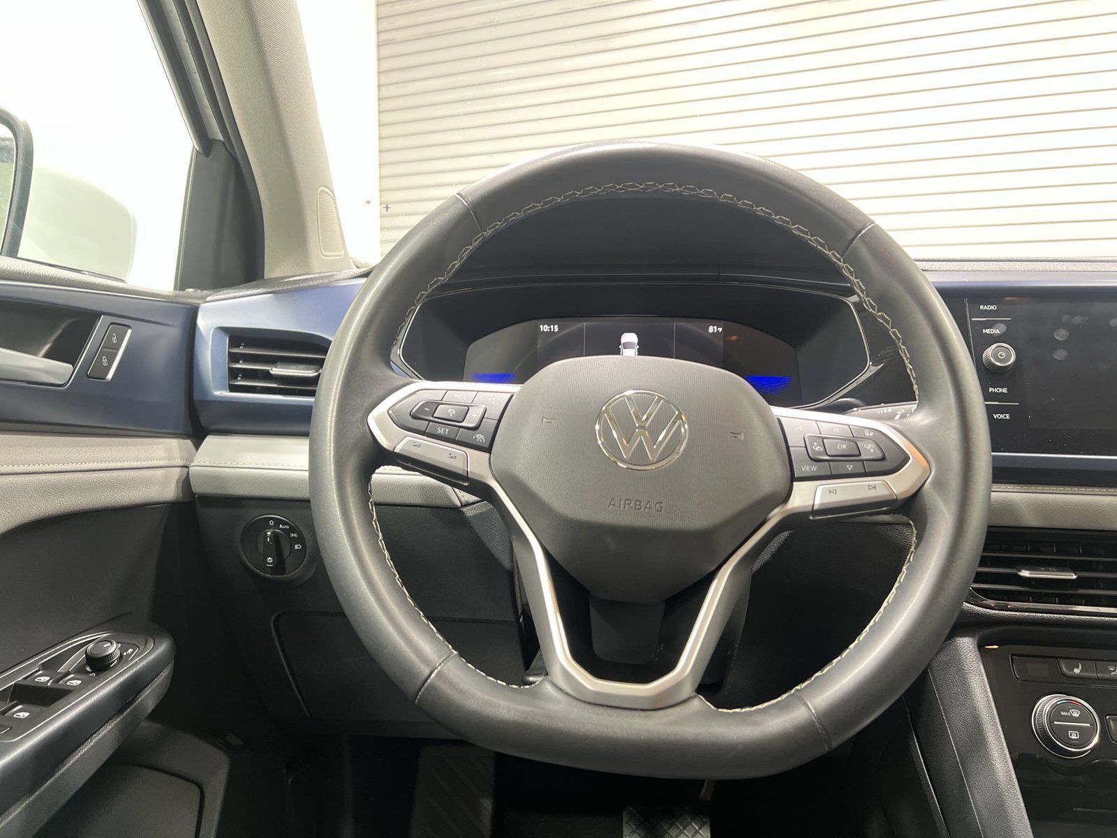 Used 2024 Volkswagen Taos SE FWD image 14