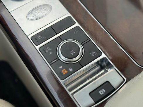 Used 2019 Land Rover Range Rover Supercharged AWD/4WD image 35