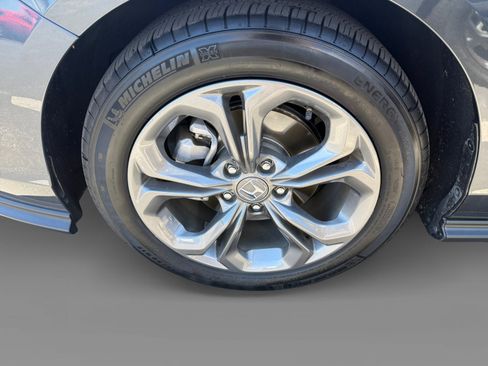 Used 2024 Honda Accord EX image 9