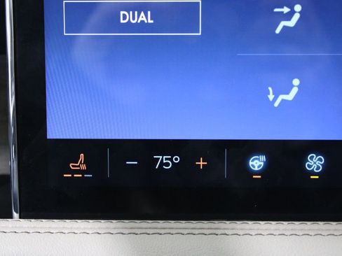 Used 2024 Lincoln Corsair Reserve w/ Equipment Group 201A image 33