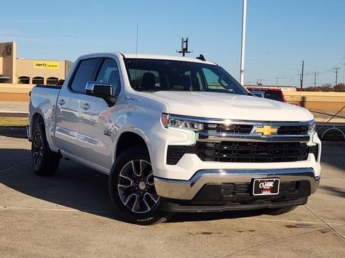Used 2022 Chevrolet Silverado 1500 LT image 2