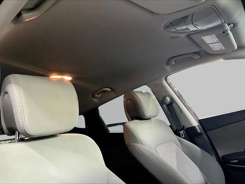 Used 2013 Hyundai Santa Fe Limited w/ Technology Pkg FWD image 26