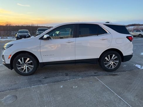 Certified 2024 Chevrolet Equinox LT image 4
