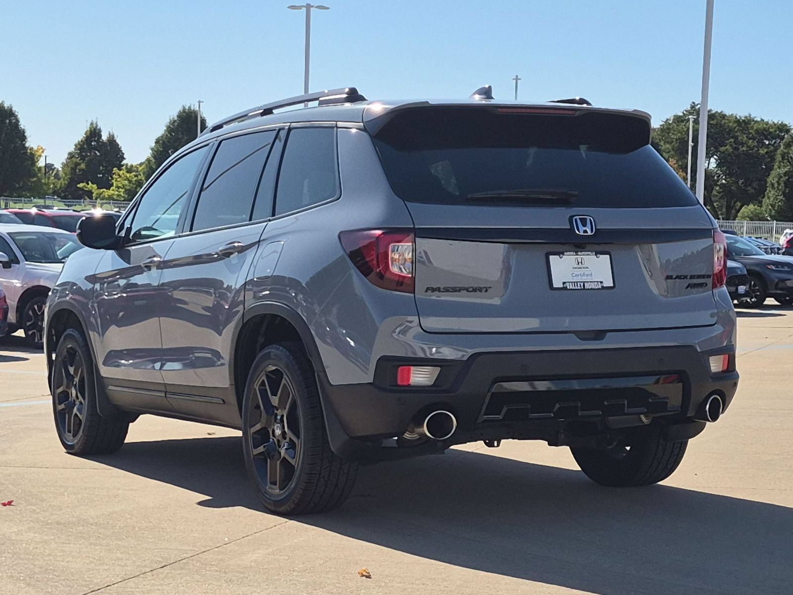 Used 2024 Honda Passport Black Edition image 8