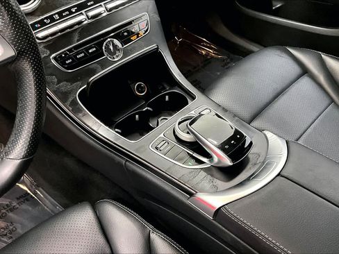 Used 2017 Mercedes-Benz C 300 Sedan image 17