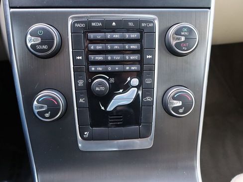 Used 2013 Volvo S60 T5 image 37