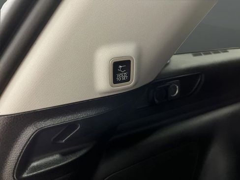 Used 2023 Jeep Grand Cherokee 4WD 4xe image 17