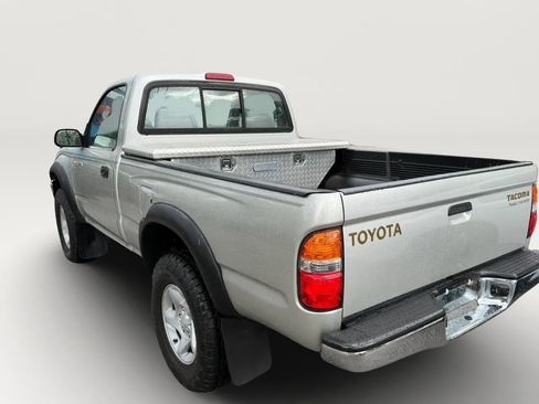 Used 2003 Toyota Tacoma PreRunner RWD image 5