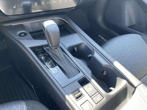 New 2026 Nissan Sentra SV w/ SV Convenience Package FWD image 22