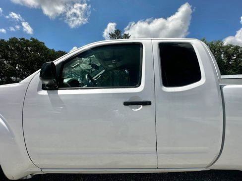 Used 2016 Nissan Frontier S RWD image 13