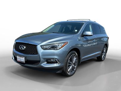 Used 2017 INFINITI QX60 Luxe w/ Premium Plus Package