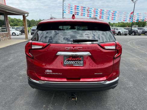 Used 2023 GMC Terrain SLT w/ Tech Package AWD/4WD image 5